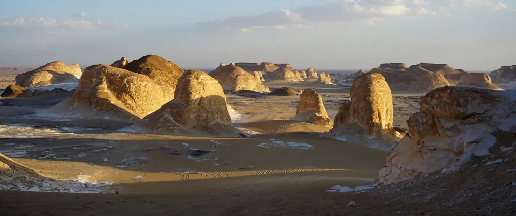 Geographical features of the Valley of Agabat